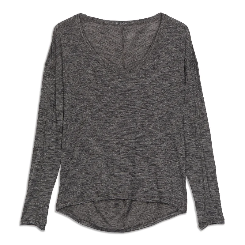 Women's Long Sleeve Tee for Gym -On The Run Long Sleeve - Resale