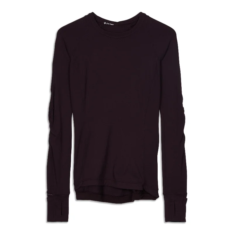 Women's Comfortable and Soft Long Sleeve Shirt for Winter -Runderful Long Sleeve Shirt - Resale Women's Comfortable and Soft Long Sleeve Shirt for Winter -Runderful Long Sleeve Shirt - Resale