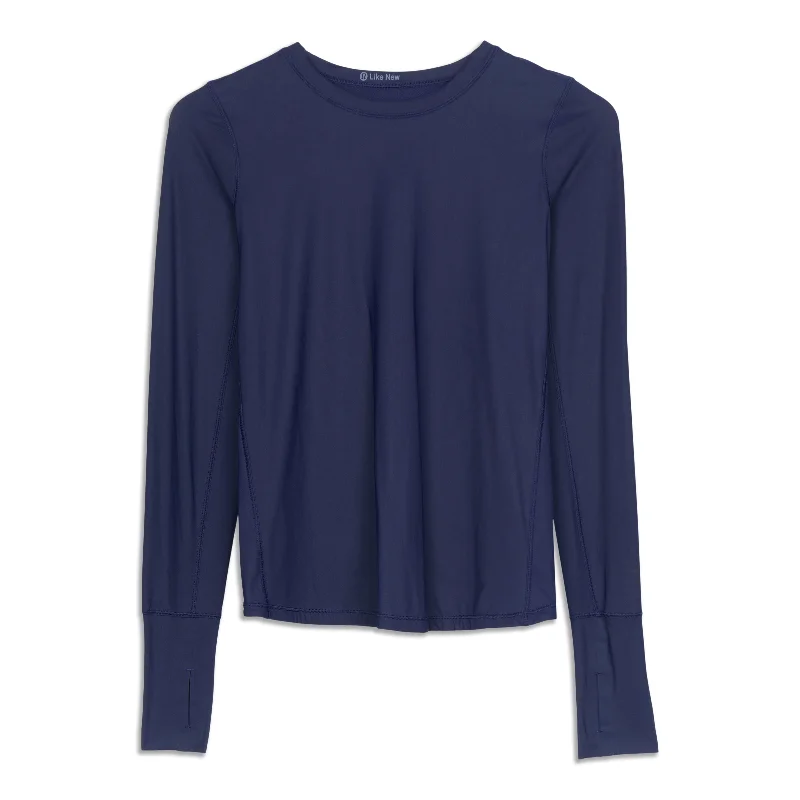 Women's Cozy Long Sleeve T-shirt for Fall -Sunaway Runaway Long Sleeve Shirt - Resale Women's Cozy Long Sleeve T-shirt for Fall -Sunaway Runaway Long Sleeve Shirt - Resale