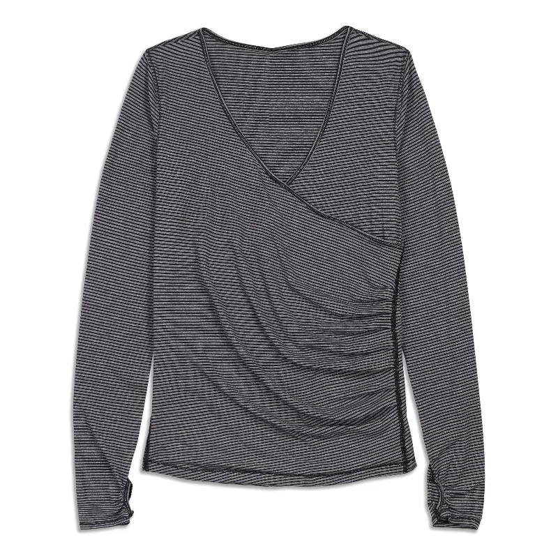 Women's Stylish Long Sleeve Top -Sunset Salutation Long Sleeve Shirt - Resale