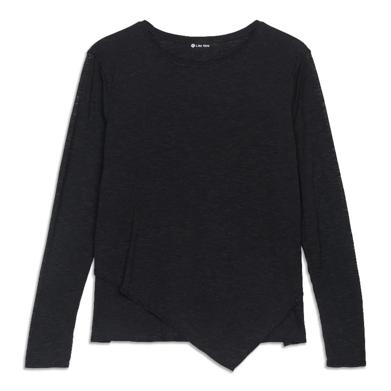 Women's Relaxed T-shirt for Casual or Sporty Style -Sweetest Day Long Sleeve Shirt - Resale Women's Relaxed T-shirt for Casual or Sporty Style -Sweetest Day Long Sleeve Shirt - Resale
