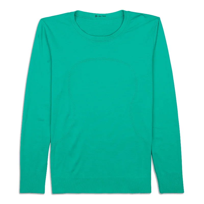 Women's Round Neck Long Sleeve T-shirt -Swiftly Relaxed Long Sleeve Shirt 2.0 - Resale Women's Round Neck Long Sleeve T-shirt -Swiftly Relaxed Long Sleeve Shirt 2.0 - Resale