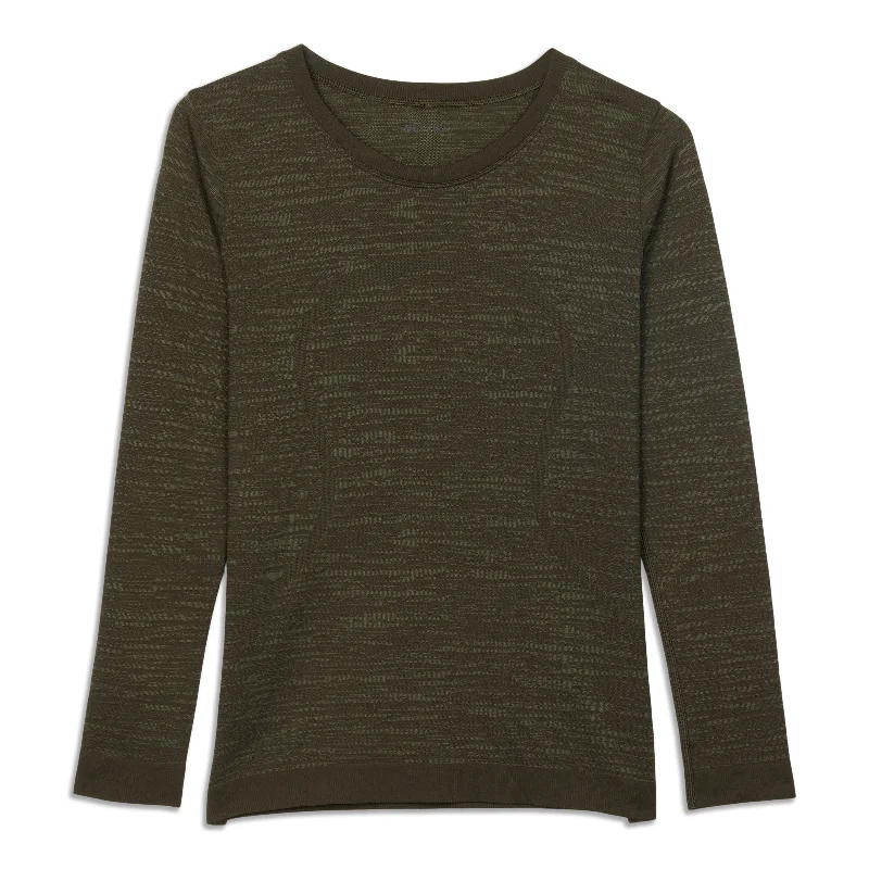 Women's Comfortable Long Sleeve T-shirt with Comfy Fit -Swiftly Relaxed Long Sleeve Shirt - Resale Women's Comfortable Long Sleeve T-shirt with Comfy Fit -Swiftly Relaxed Long Sleeve Shirt - Resale