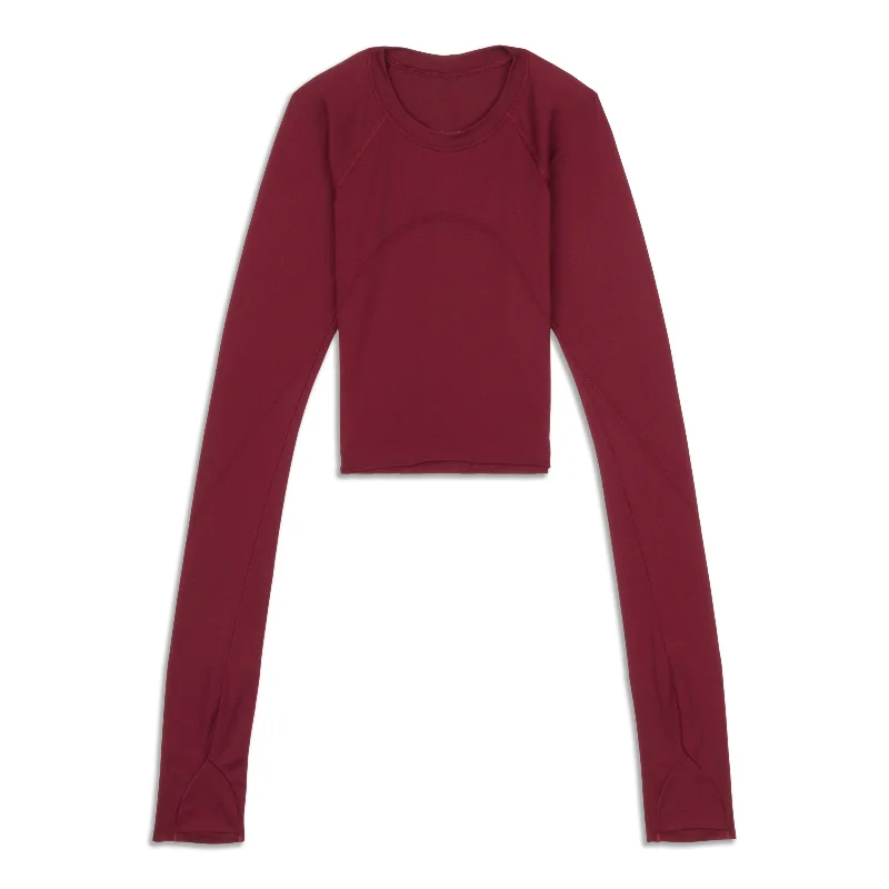 Women's Relaxed Long Sleeve T-shirt for Cool Nights -Swiftly Tech Cropped Long Sleeve 2.0 - Resale Women's Relaxed Long Sleeve T-shirt for Cool Nights -Swiftly Tech Cropped Long Sleeve 2.0 - Resale