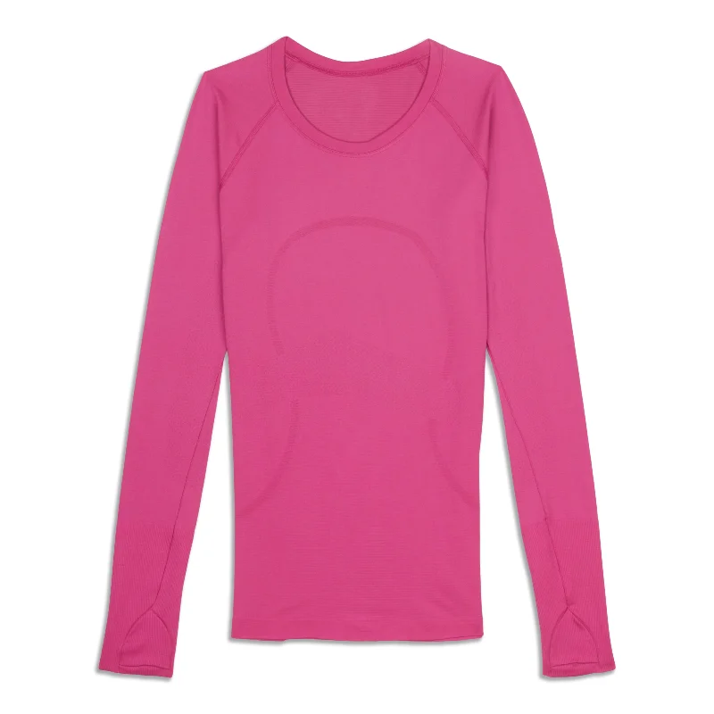 Women's Relaxed Long Sleeve T-shirt for Cool Weather -Swiftly Tech Long Sleeve 2.0 - Resale