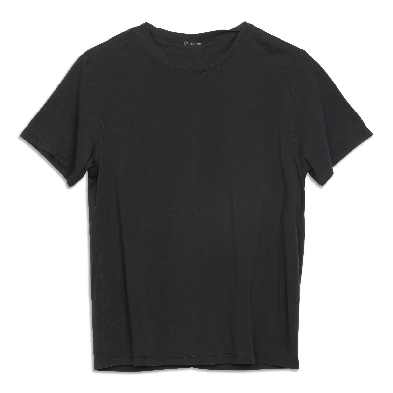 Women's Comfort Fit Long Sleeve T-shirt -Swiftly Tech Long Sleeve 2.0 - Resale