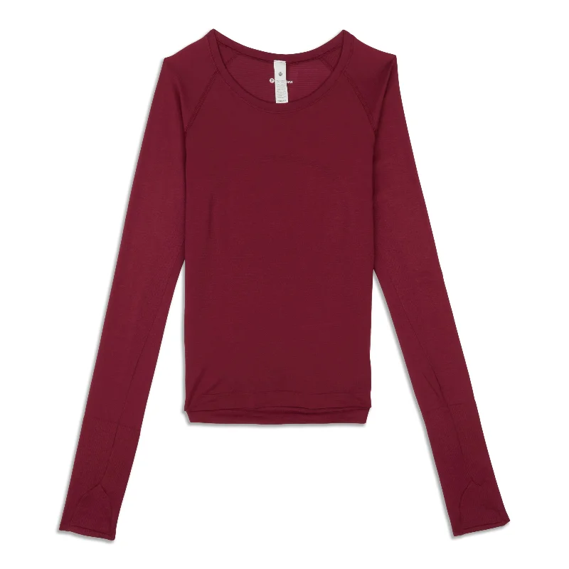 Women's Stylish Long Sleeve T-shirt for Office Wear -Swiftly Tech Long Sleeve 2.0 - Resale Women's Stylish Long Sleeve T-shirt for Office Wear -Swiftly Tech Long Sleeve 2.0 - Resale