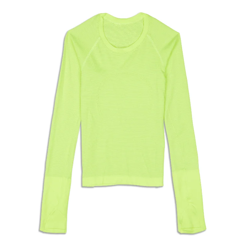 Women's Long Sleeve T-shirt with Lace Detail -Swiftly Tech Long Sleeve Shirt 2.0 - Resale Women's Long Sleeve T-shirt with Lace Detail -Swiftly Tech Long Sleeve Shirt 2.0 - Resale