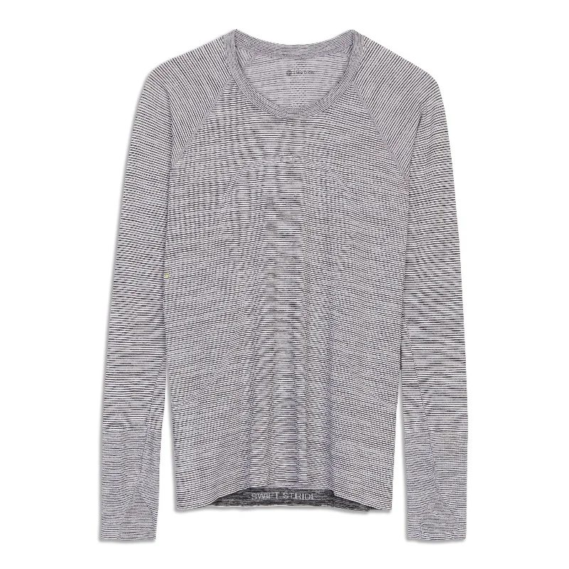 Women's Simple Long Sleeve T-shirt with Sleeve Details -Swiftly Tech Long Sleeve Shirt - Resale Women's Simple Long Sleeve T-shirt with Sleeve Details -Swiftly Tech Long Sleeve Shirt - Resale