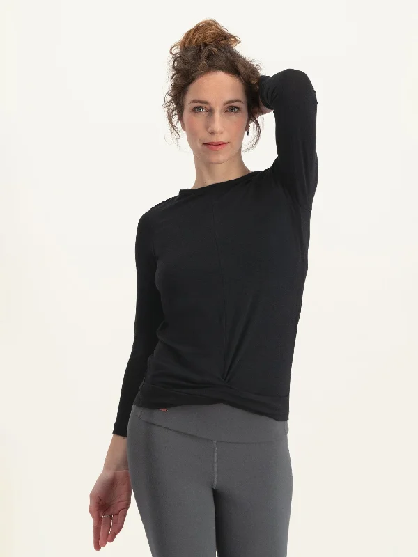 Women's Relaxed Long Sleeve Tee with Fun Prints -Urban Goddess Zora Long Sleeved Yoga Top - Urban Black Women's Relaxed Long Sleeve Tee with Fun Prints -Urban Goddess Zora Long Sleeved Yoga Top - Urban Black
