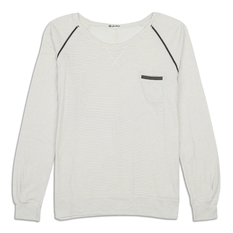 Women's Casual Long Sleeve T-shirt for Fall -Weightless Long Sleeve Shirt Crew - Resale Women's Casual Long Sleeve T-shirt for Fall -Weightless Long Sleeve Shirt Crew - Resale