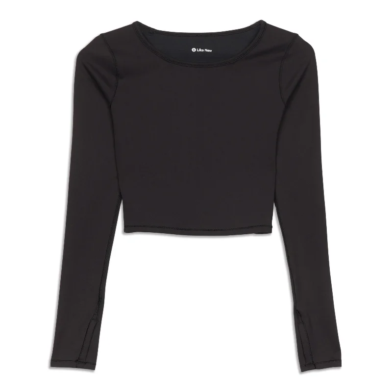 Women's Soft Long Sleeve T-shirt for Comfort -Wunder Train Cropped Long Sleeve Shirt - Resale Women's Soft Long Sleeve T-shirt for Comfort -Wunder Train Cropped Long Sleeve Shirt - Resale