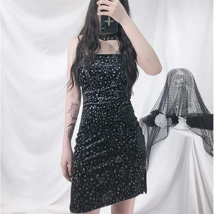 Satin Slip Dress with Plunging Neckline -Slip Dress with V-neck and Lace -Women's Grunge Star Pattern Slim Fitted Slip Dresses Satin Slip Dress with Plunging Neckline -Slip Dress with V-neck and Lace -Women's Grunge Star Pattern Slim Fitted Slip Dresses