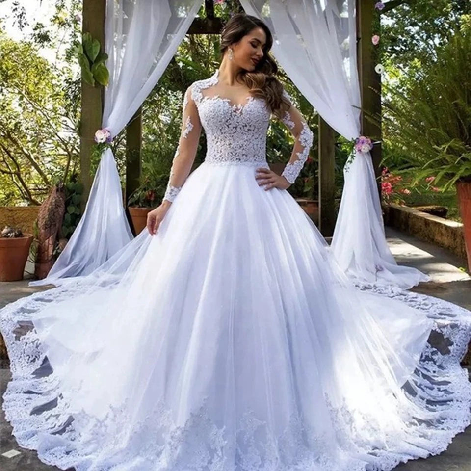 Luxe Wedding Dresses with Silk Train for Dramatic Effect -White/Ivory Women Long Train Wedding Dress Lace Appliques Illusion