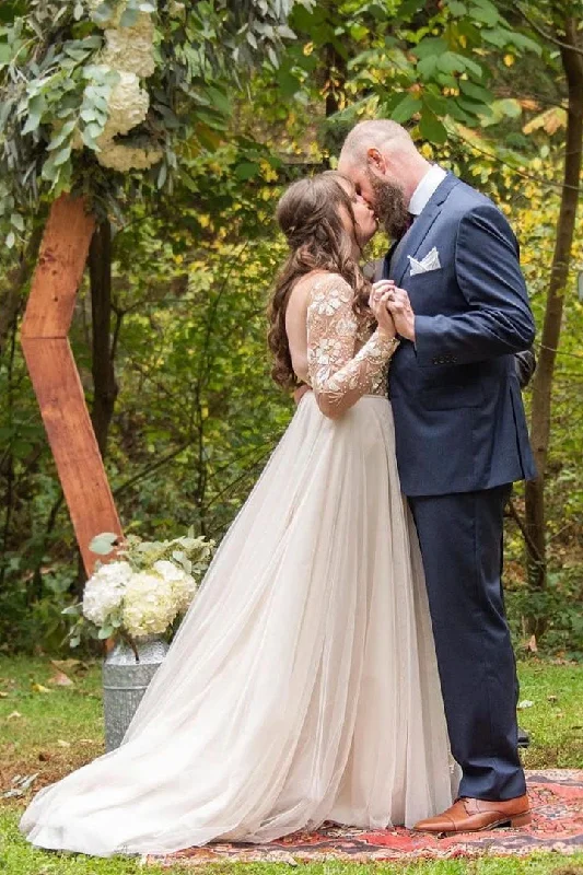 Off-the-Shoulder Bridal Dresses for Romantic Appeal -A-line Long Sleeves Chic Appliques Backless Bohemian Wedding Dress OKU44