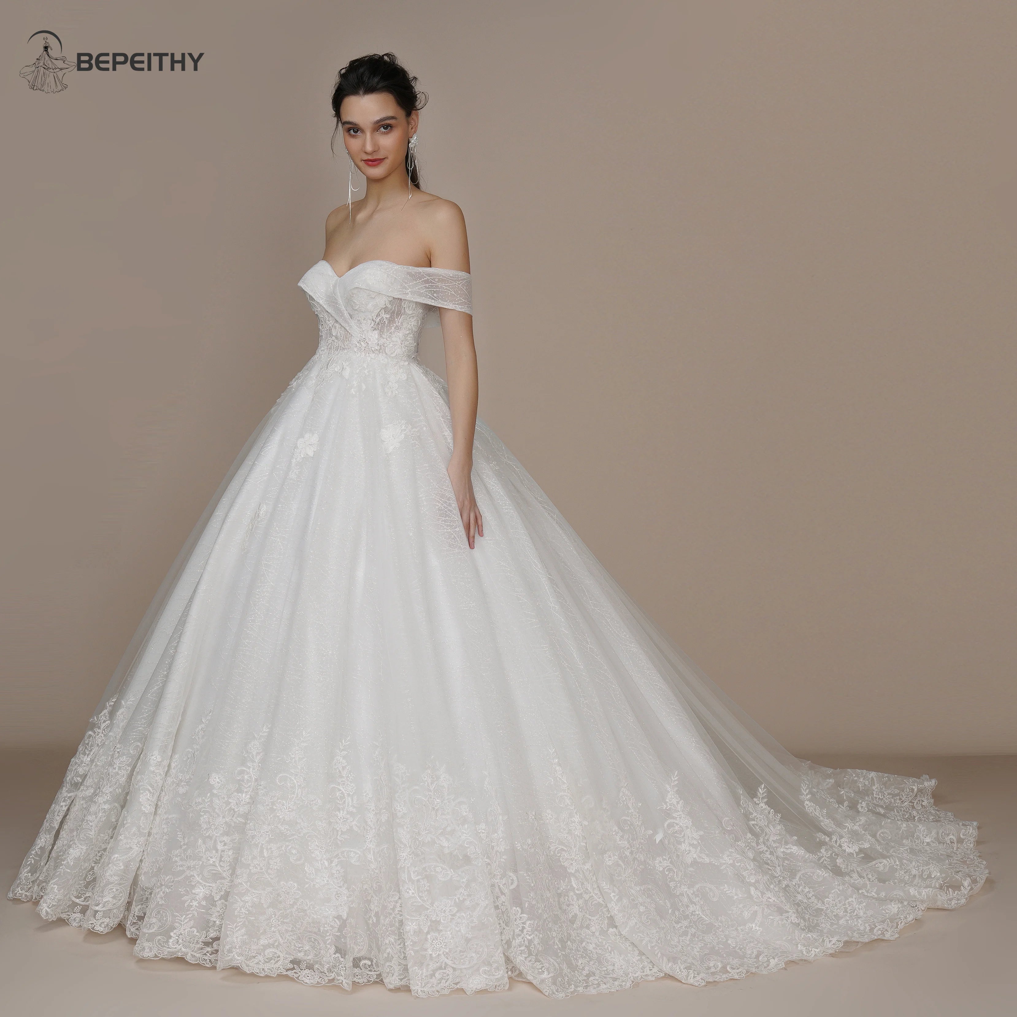 Wedding Dresses with Gathered Bodice for Flattering Effect -Princess Vintage Ivory Wedding Dress For Women Strapless Court Train Wedding Dresses with Gathered Bodice for Flattering Effect -Princess Vintage Ivory Wedding Dress For Women Strapless Court Train