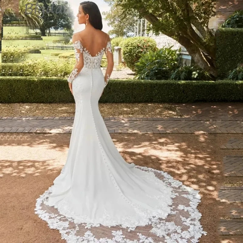 Satin Wedding Dresses with Keyhole Back for Sexy Detail -Wedding Dresses Lace Appliques Long Sleeve Ball Gowns Woman's Formal Bride Beach
