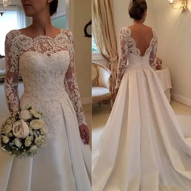 Halter Neck Wedding Dresses for Sleek Silhouette -Wedding Dress Vintage robe de mariée Lace Satin Long Sleeve Bride Dresses