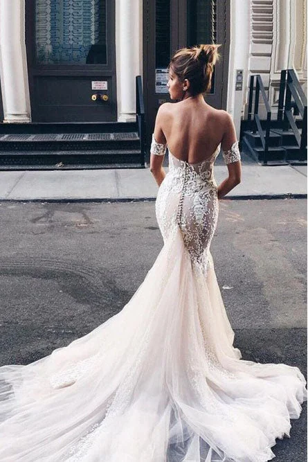 Full-Skirt Wedding Dresses for Dramatic Appeal -Mermaid Sweetheart Backless Court Train Wedding Dress with Lace Appliqued OKR19 Full-Skirt Wedding Dresses for Dramatic Appeal -Mermaid Sweetheart Backless Court Train Wedding Dress with Lace Appliqued OKR19