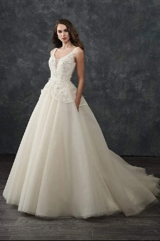 Classic Wedding Dresses with Lace-up Detail for Vintage Feel -Rachel Allan Bridal M668 Classic Wedding Dresses with Lace-up Detail for Vintage Feel -Rachel Allan Bridal M668