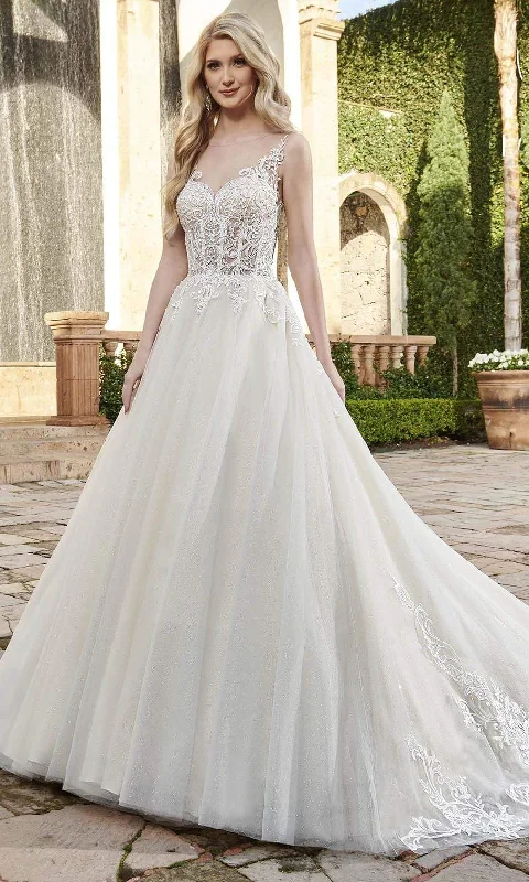 Lace and Satin Bridal Gowns for a Beautifully Balanced Look -Rachel Allan M794