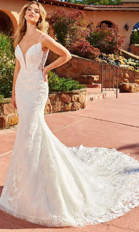 Lace Wedding Gowns for Timeless Beauty -Rachel Allan M826