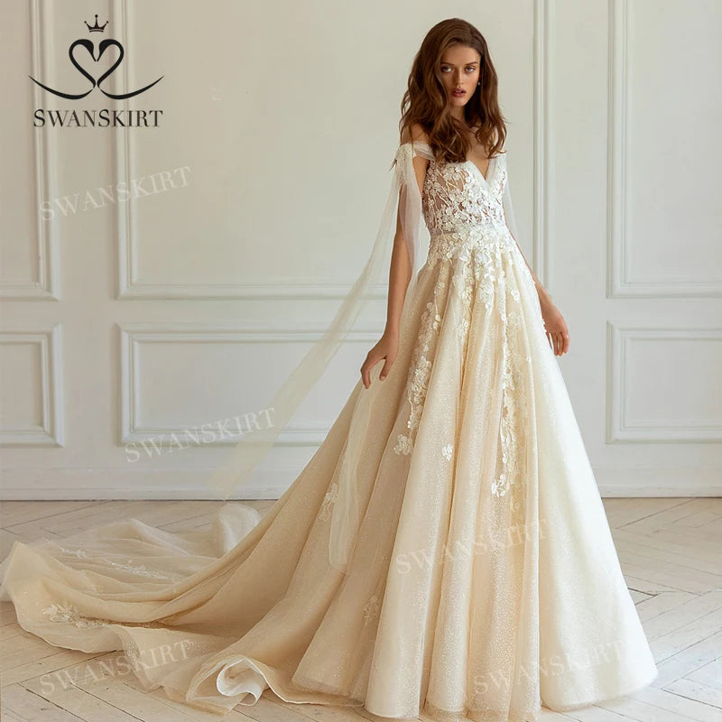 Vintage Bridal Gowns with Full Skirt for Princess Look -Wedding Dress Appliqued Open Back A-Line Vestido De Novia Princess Vintage Bridal Gowns with Full Skirt for Princess Look -Wedding Dress Appliqued Open Back A-Line Vestido De Novia Princess