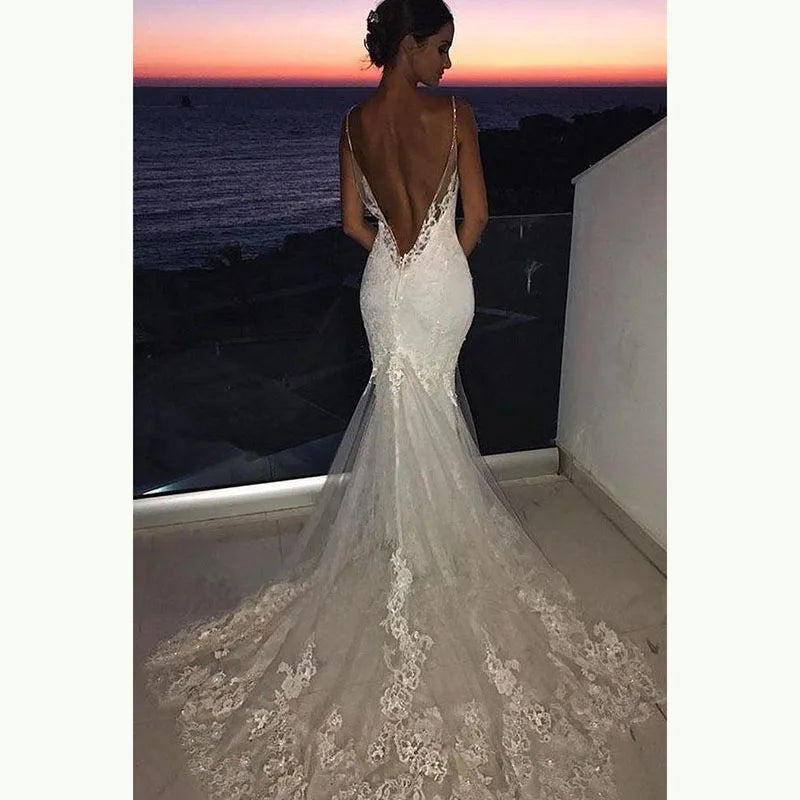 Wedding Dresses with Tiered Skirt for Volume -Wedding Dresses Lace Open Back Spaghetti Straps Appliqued  Bridal Gowns
