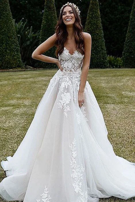 Lace and Satin Wedding Dresses for a Classic Look -Sweetheart Tulle A-line Appliques Wedding Dress with Lace Beach Wedding Gown OKU39 Lace and Satin Wedding Dresses for a Classic Look -Sweetheart Tulle A-line Appliques Wedding Dress with Lace Beach Wedding Gown OKU39