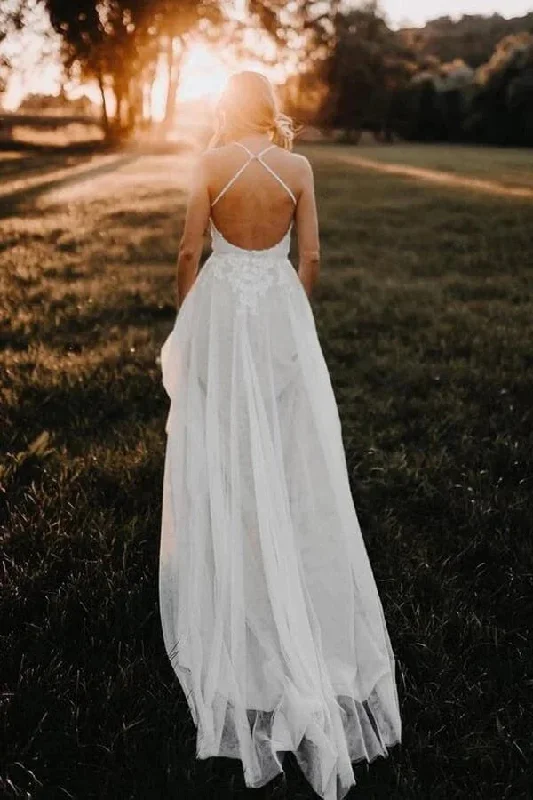 A-Line Wedding Gowns with Lace Bodice for Timeless Romance -Tulle A-line V-neck Spaghetti Straps Lace Appliques Boho Wedding Dress Beach Bridal Dress OK1651